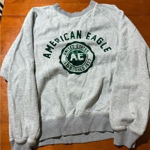 American eagle crew neck